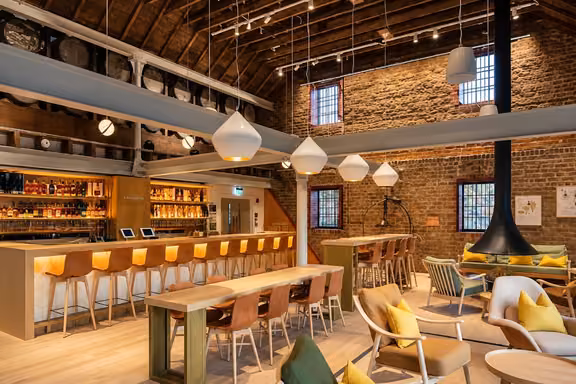 Bar and lounge at the Glenkinchie visitor centre