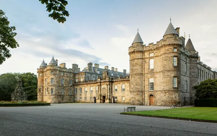 Palacio de Holyrood en Edimburgo