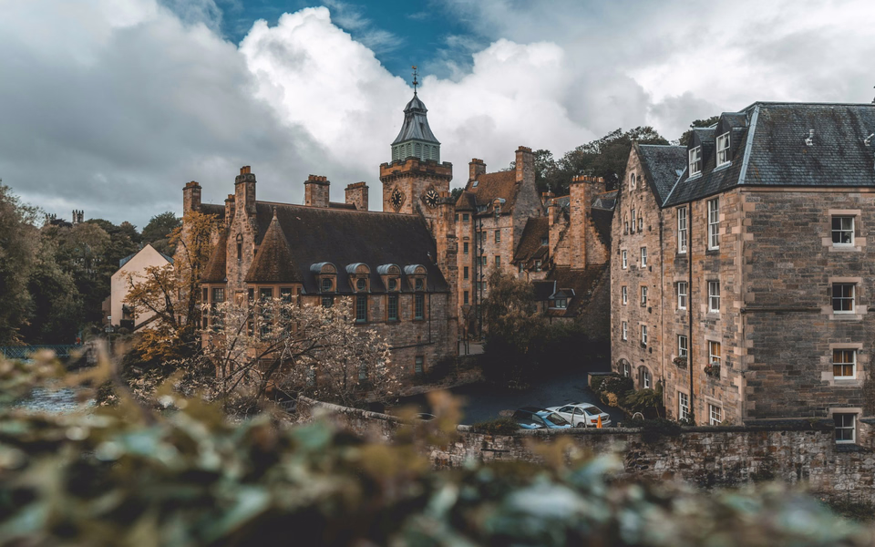 Walking through Dean Village