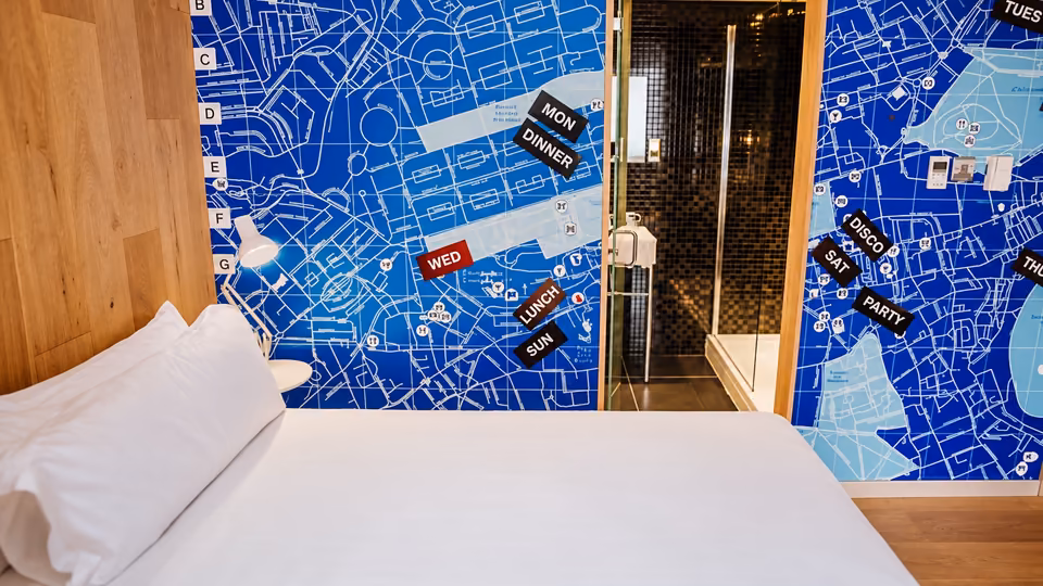 Inside the Grassmarket Hotel