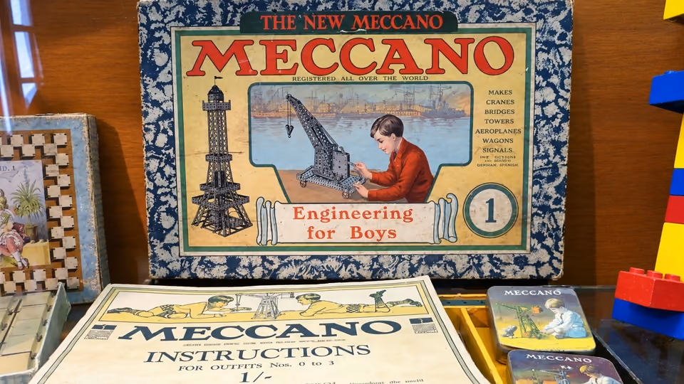 Cartel a la entrada del Museo de la Infancia
