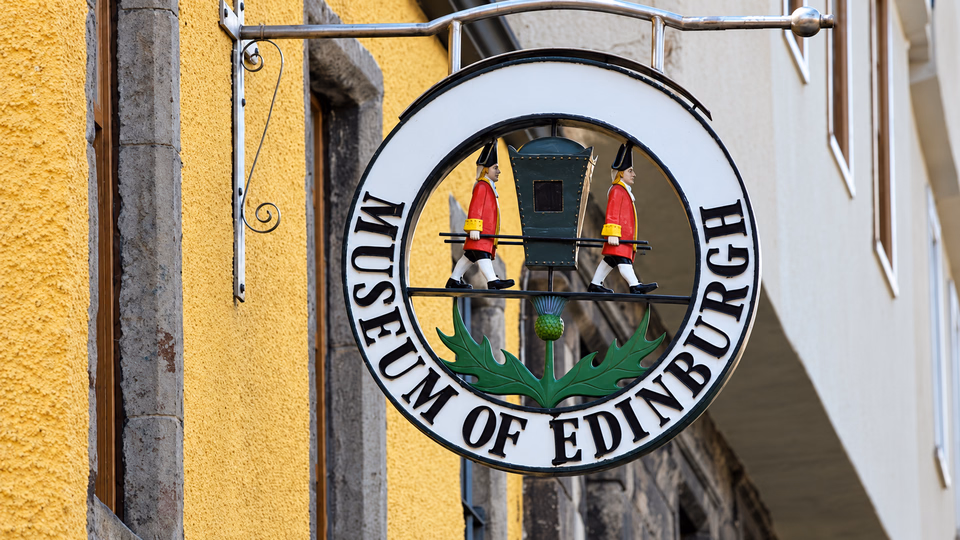 Cartel del Museo de Edimburgo