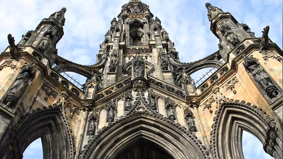 Statue of Sir Walter Scott at the Scott Monument