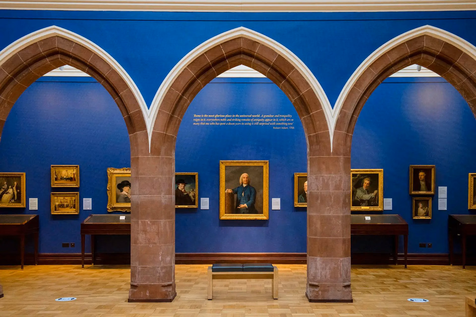 Vista interior de la galería