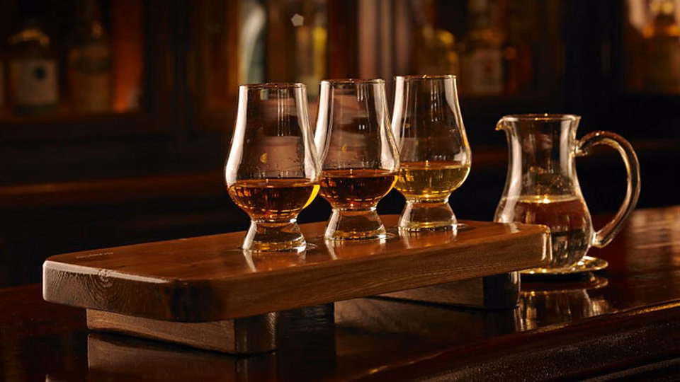 Whisky tasting in Edinburgh