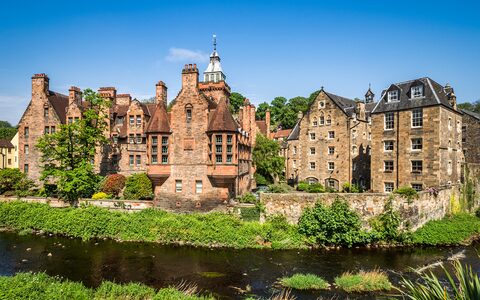 Free Dean Village & New Town Tour