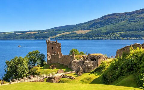 Loch Ness, Inverness & Highlands Day Trip from Edinburgh
