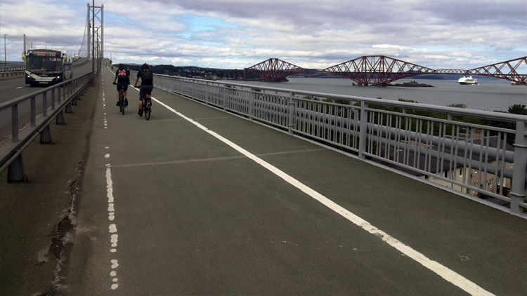 Forth Bridge en bicicleta