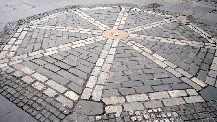 La Mercat Cross, la vieille croix du marché d’Edimbourg