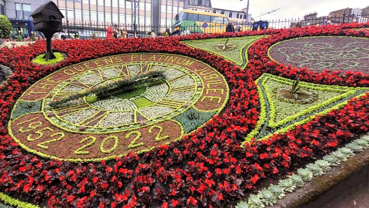 Reloj florar en los Jardines de Princes Street