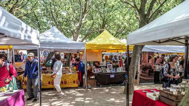 Mercado de productores en Stockbridge