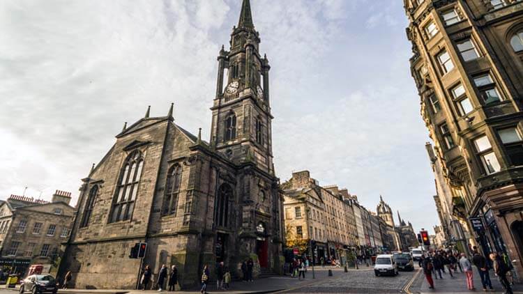 vista exterior de la Tron Kirk