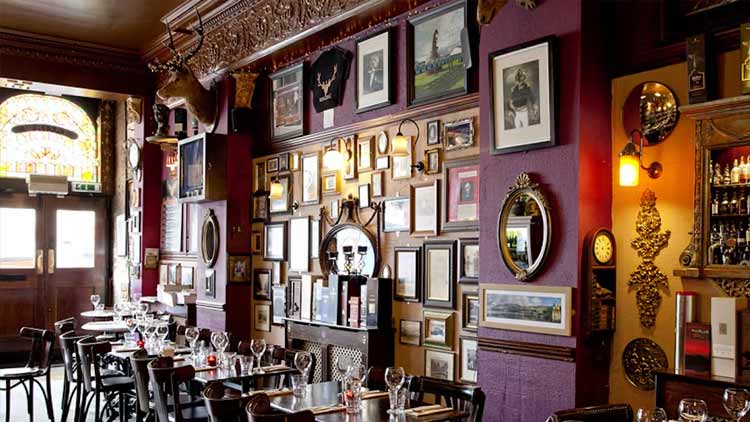 Whiski Bar & Restaurant