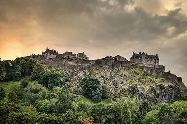 Edinburgh Castle seen during the Free Walking Tour of Edinburgh
